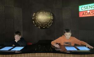 IDŐUTAZÁS AZ ISKOLA FALAI KÖZÖTT